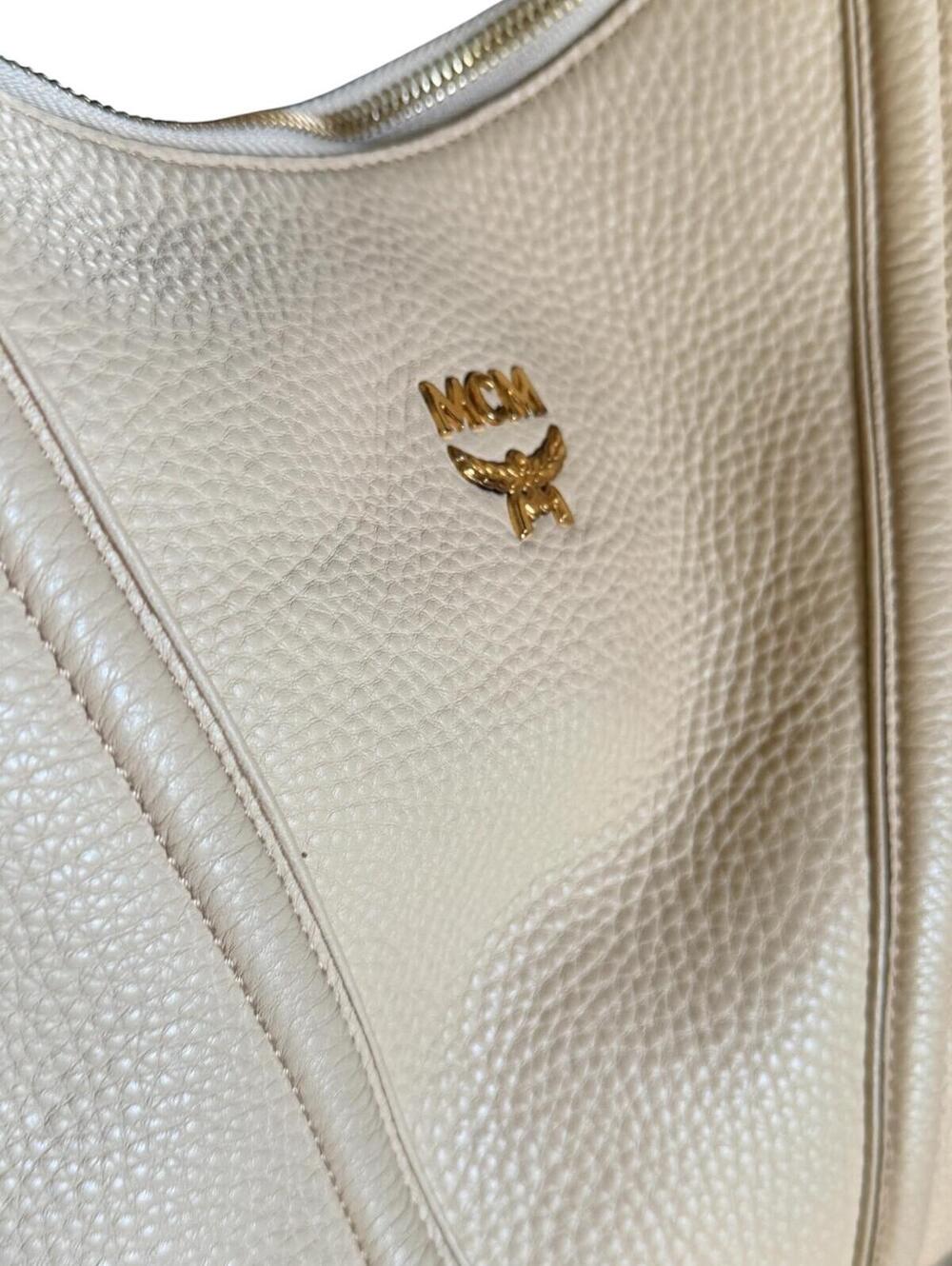 MCM Klara Medium Hobo Bag Beige Pebbled Leather Gold Hardware - Picture 2 of 14